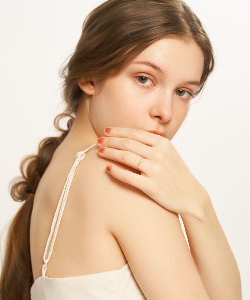 Jewel closet by L&Co.(ジュエルクローゼットバイエルアンドコー)の「K10 ダイヤモンド ニュアンスライン リング(リング・レディース・イエローゴールド/ピンクゴールド・9号/11号/13号)」の10枚目の写真