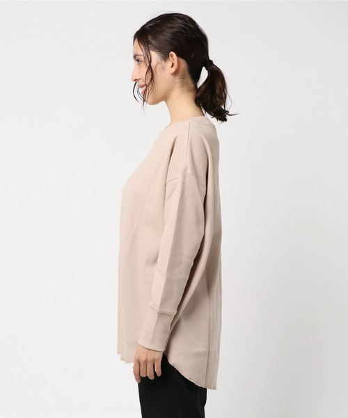 notch.（ノッチ）の「後ろホックルーズワッフルT（Tシャツ/カットソー・レディース・ブラック/ベージュ/オフホワイト・M）」の4枚目の写真
