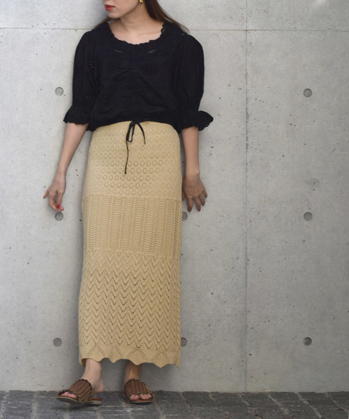 w closet（ダブルクローゼット）の「パネル柄透かし編みロングスカート（スカート・レディース・ホワイト/オレンジ系その他/ライトベージュ・FREE）」の6枚目の写真