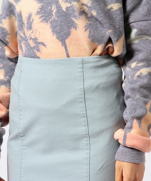 Another Edition（アナザーエディション）の「■AE カラーDNM タイト SK ◆（スカート・レディース・オフホワイト/ライトブルー/ネイビー・MEDIUM/SMALL）」の4枚目の写真