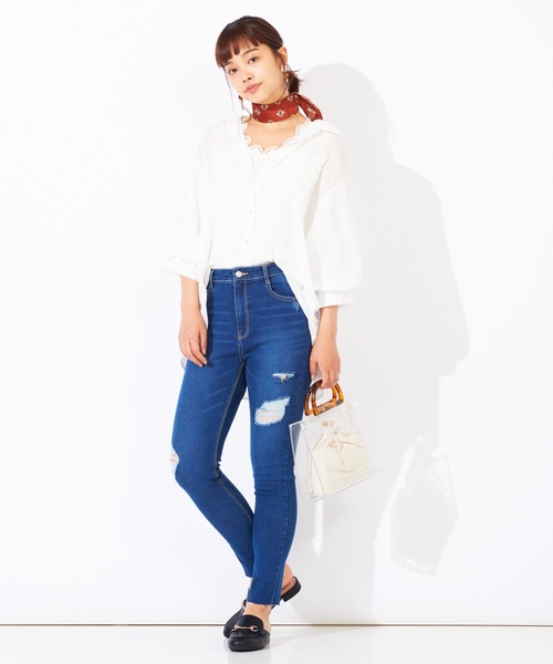 WEGO（ウィゴー）の「WEGO/デイリーハイウエストクラッシュスキニーパンツ（デニムパンツ・レディース・ブラック/インディゴブルー/ダークインディゴブルー・SMALL/MEDIUM/LARGE）」の4枚目の写真