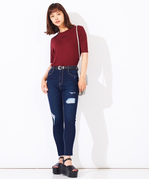 WEGO（ウィゴー）の「WEGO/デイリーハイウエストクラッシュスキニーパンツ（デニムパンツ・レディース・ブラック/インディゴブルー/ダークインディゴブルー・SMALL/MEDIUM/LARGE）」の7枚目の写真