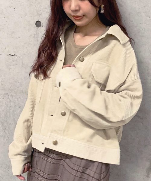 apres jour mignon（アプレジュールミニョン）の「コーデュロイポケットブルゾン【ZOZOTOWN限定アイテム】（ブルゾン・レディース・ダークブラウン/ベージュ/アイボリー・フリー）」の2枚目の写真
