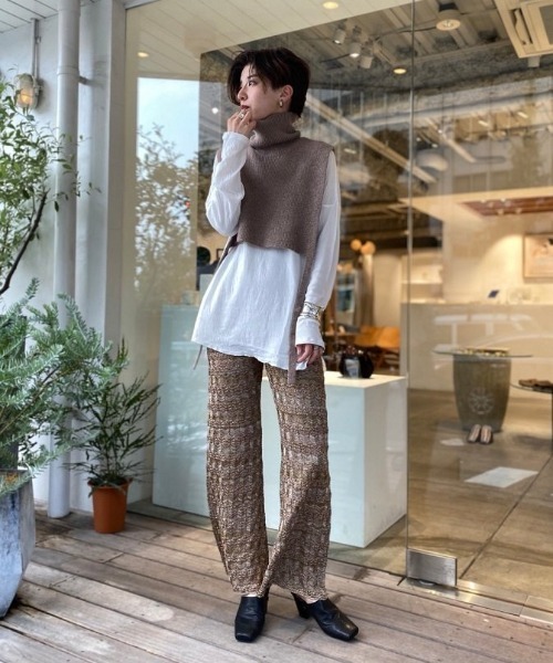 TODAYFUL（トゥデイフル）の「ダブルスリットロングTシャツ（T