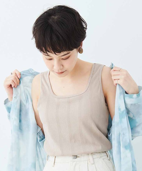 MEDE19F(メデジュウキュウ)の「MEDE19F スクエアネックのカップ付きタンクトップ(タンクトップ・レディース・ベージュ・LARGE/MEDIUM/X-LARGE/XX-LARGE)」の1枚目の写真