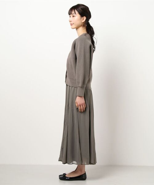 N.（N. Natural Beauty Basic）（エヌエヌナチュラルビューティーベーシック）の「ニットカーデシフォンスカートセットアップ（ワンピース・レディース・グレー/ホワイト/ブルー・MEDIUM）」の4枚目の写真