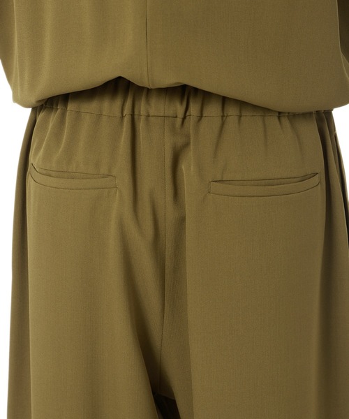 CLEARIMPRESSION (クリアインプレッション)の「Vネックオールインワン(サロペット/オーバーオール・レディース・カーキ/ダークブラウン/ブラック・フリー)」の8枚目の写真