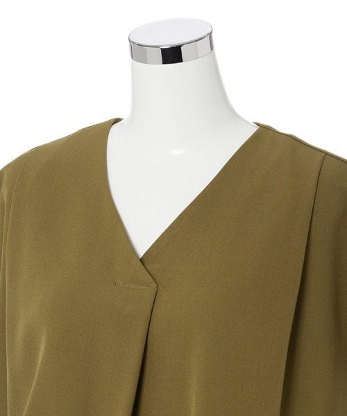 CLEARIMPRESSION (クリアインプレッション)の「Vネックオールインワン(サロペット/オーバーオール・レディース・カーキ/ダークブラウン/ブラック・フリー)」の9枚目の写真