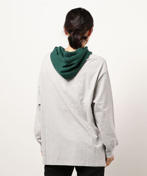 RODEO CROWNS WIDE BOWL（ロデオクラウンズワイドボウル）の「バイカラーフードL/STシャツ（Tシャツ/カットソー・レディース・グレー×ホワイト/オフホワイト/ブラック・FREE）」の4枚目の写真