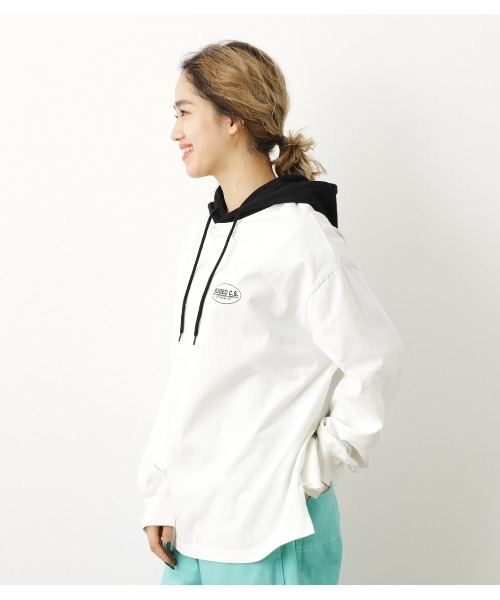 RODEO CROWNS WIDE BOWL（ロデオクラウンズワイドボウル）の「バイカラーフードL/STシャツ（Tシャツ/カットソー・レディース・グレー×ホワイト/オフホワイト/ブラック・FREE）」の7枚目の写真