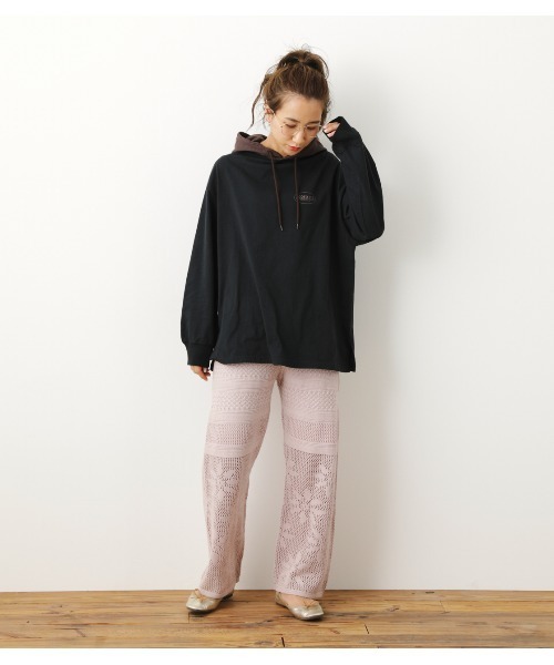 RODEO CROWNS WIDE BOWL（ロデオクラウンズワイドボウル）の「バイカラーフードL/STシャツ（Tシャツ/カットソー・レディース・グレー×ホワイト/オフホワイト/ブラック・FREE）」の13枚目の写真