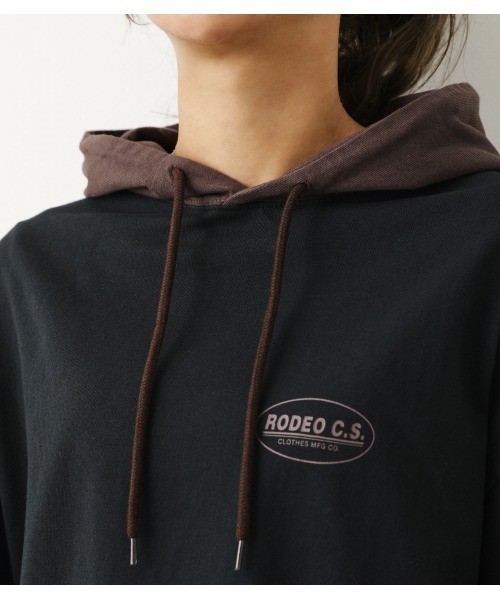 RODEO CROWNS WIDE BOWL（ロデオクラウンズワイドボウル）の「バイカラーフードL/STシャツ（Tシャツ/カットソー・レディース・グレー×ホワイト/オフホワイト/ブラック・FREE）」の16枚目の写真