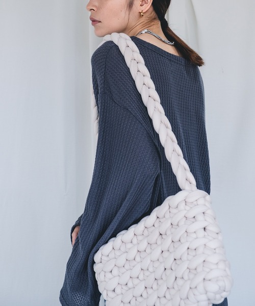 chuclla(チュクラ)の「【chuclla】【2021/AW】Waffle cloth pullover chw1474(Tシャツ/カットソー・レディース・ホワイト/ブラック/グレー・S/M/L)」の6枚目の写真