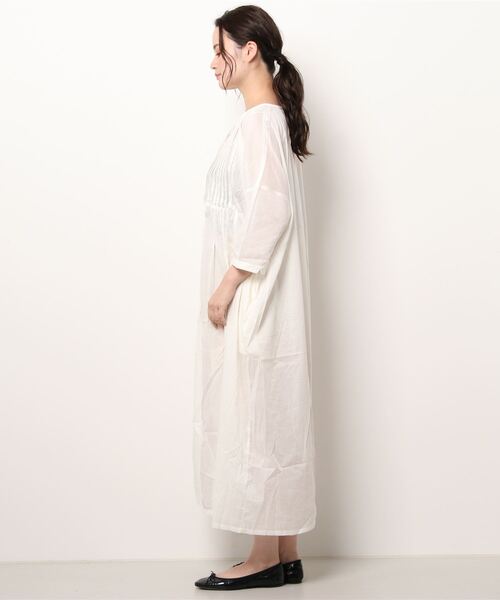 LUPILIEN（ルピリアン）の「ピンタックワンピース（ワンピース・レディース・ブラック/オフホワイト/グリーン・FREE）」の18枚目の写真