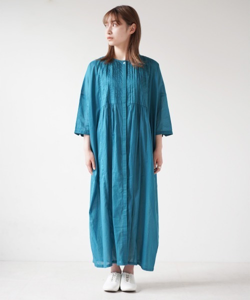 LUPILIEN（ルピリアン）の「ピンタックワンピース（ワンピース・レディース・ブラック/オフホワイト/グリーン・FREE）」の16枚目の写真