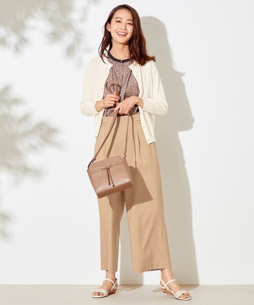ANY SIS(エニィスィス)の「【洗える】カッセンフラワープリント ブラウス(シャツ/ブラウス・レディース・ブラウン系4/アイボリー系4・2)」の7枚目の写真