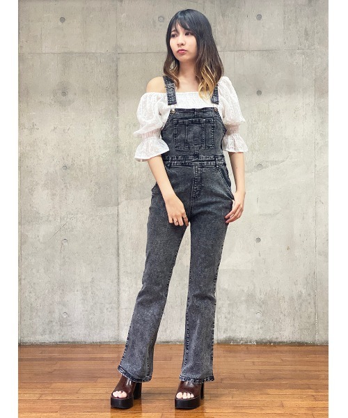 one way（ワンウェイ）の「【oneway】デニムタイトサロペット（サロペット/オーバーオール・レディース・ライトブルー/ベージュ/ブラック系その他・FREE）」の7枚目の写真