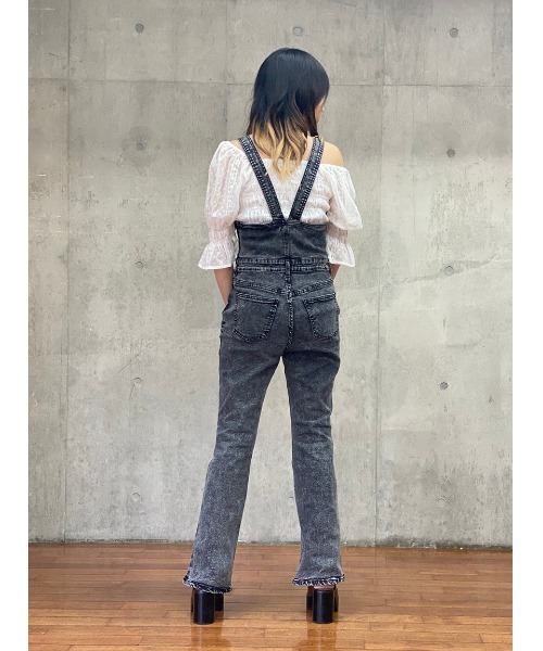 one way（ワンウェイ）の「【oneway】デニムタイトサロペット（サロペット/オーバーオール・レディース・ライトブルー/ベージュ/ブラック系その他・FREE）」の8枚目の写真