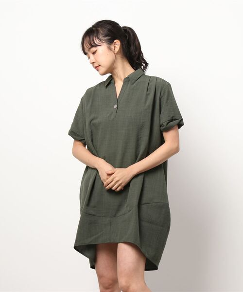 BELLUNA(ベルーナ)の「麻調素材ボタン使いスキッパーワンピース(ワンピース・レディース・ネイビー/ターコイズブルー/カーキ/テラコッタ・MEDIUM/X-LARGE/LARGE)」の14枚目の写真
