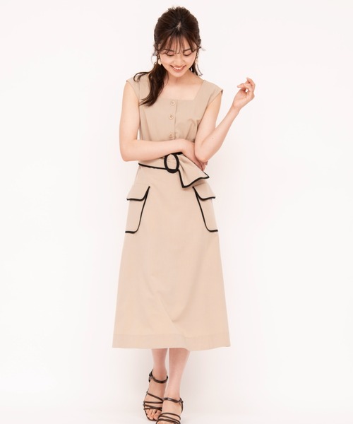 WILLSELECTION(ウィルセレクション)の「ベルト付きパイピングワンピース(ワンピース・レディース・ブラック/ベージュ・MEDIUM)」の11枚目の写真