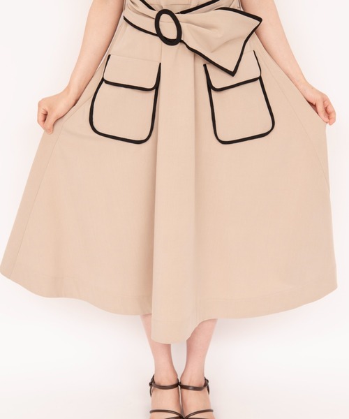 WILLSELECTION(ウィルセレクション)の「ベルト付きパイピングワンピース(ワンピース・レディース・ブラック/ベージュ・MEDIUM)」の16枚目の写真