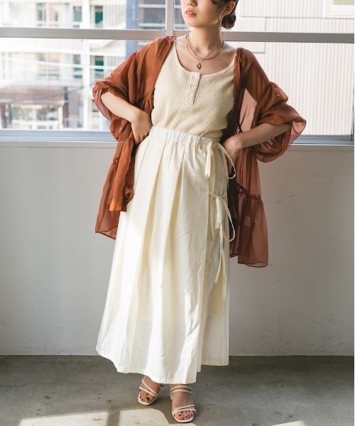nemne store(ネンネストア)の「あずきミルクのリボンフレアスカート(スカート・レディース・アイボリー/モカ・F)」の6枚目の写真