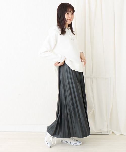 libelle more(リベル モア)の「フェイクレザー アコーディオンプリーツスカート(スカート・レディース・モカ/ゴールド/アイボリー/ブラック/グリーン系その他・L/M)」の10枚目の写真