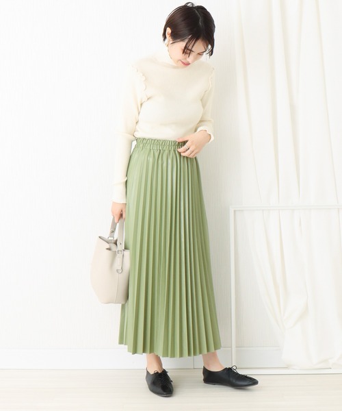 libelle more(リベル モア)の「フェイクレザー アコーディオンプリーツスカート(スカート・レディース・モカ/ゴールド/アイボリー/ブラック/グリーン系その他・L/M)」の16枚目の写真