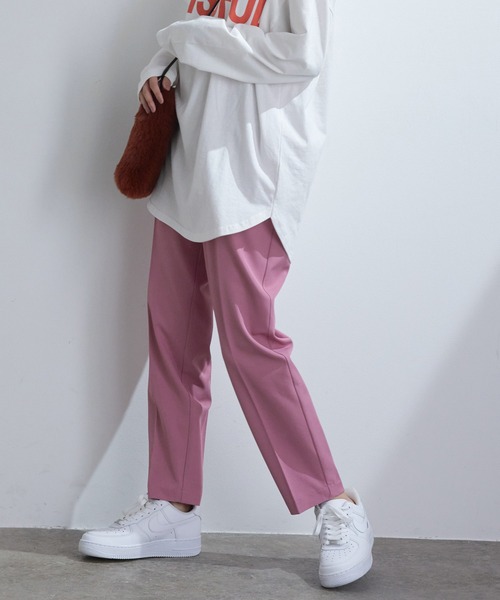 vis-`a-vis(ビサビ)の「【WEB限定】すっきりハイウエストカラーテーパードパンツ【洗濯機可】(スラックス・レディース・キナリ/ピンク/グリーン/レンガ/ブラック/ダークブラウン・S/M/SS/L)」の9枚目の写真