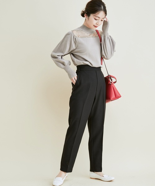 vis-`a-vis(ビサビ)の「【WEB限定】すっきりハイウエストカラーテーパードパンツ【洗濯機可】(スラックス・レディース・キナリ/ピンク/グリーン/レンガ/ブラック/ダークブラウン・S/M/SS/L)」の16枚目の写真