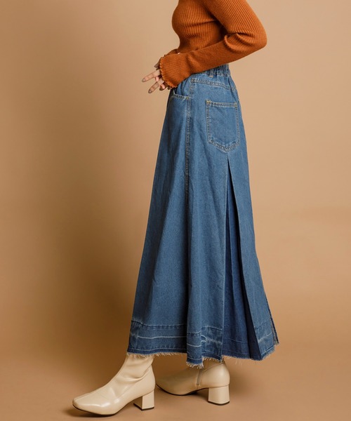 CIENA（シエナ）の「インバーデットフレアデニムスカート（スカート・レディース・ブラック/インディゴブルー・FREE）」の2枚目の写真