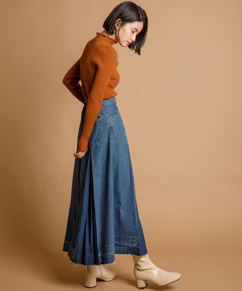 CIENA（シエナ）の「インバーデットフレアデニムスカート（スカート・レディース・ブラック/インディゴブルー・FREE）」の6枚目の写真