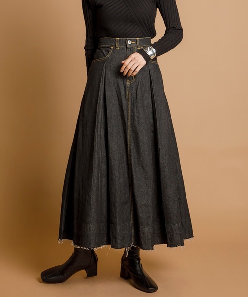 CIENA（シエナ）の「インバーデットフレアデニムスカート（スカート・レディース・ブラック/インディゴブルー・FREE）」の13枚目の写真