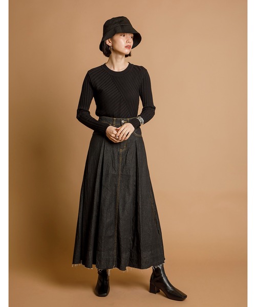 CIENA（シエナ）の「インバーデットフレアデニムスカート（スカート・レディース・ブラック/インディゴブルー・FREE）」の12枚目の写真