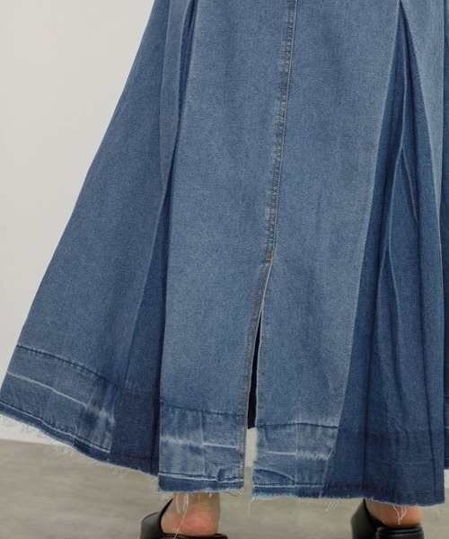 w closet（ダブルクローゼット）の「インバーデットデニムスカート（デニムスカート・レディース・ブラック/ネイビー/ブルー・FREE）」の11枚目の写真