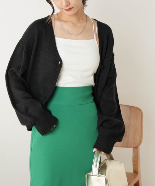 WEGO（ウィゴー）の「WEGO/コンパクトVネックカーディガン（カーディガン/ボレロ・レディース・グリーン/オレンジ/ベージュ/オフホワイト/パープル/ブラック/イエロー/ブルー/ピンク/ケリー/ライトイエロー・FREE）」の12枚目の写真