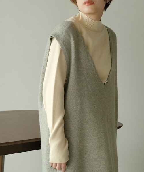 Bab（バブ）の「【WEB限定】プチハイネック長袖ニットトップス（ニット/セーター・レディース・ブラック/グレー/アイボリー/ミント/ベージュ・38）」の2枚目の写真