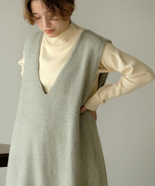 Bab（バブ）の「【WEB限定】プチハイネック長袖ニットトップス（ニット/セーター・レディース・ブラック/グレー/アイボリー/ミント/ベージュ・38）」の6枚目の写真