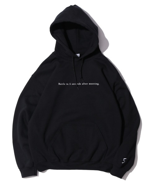 ROOPTOKYO（ループトウキョウ）の「【ROOPTOKYOオリジナル】出会って5秒でバトル Battle in 5 seconds after meeting アニメプリント プルオーバーパーカー フロントロゴ バックプリント（パーカー・メンズ・ホワイト/ブラック・M/L/XXL/XL）」の7枚目の写真