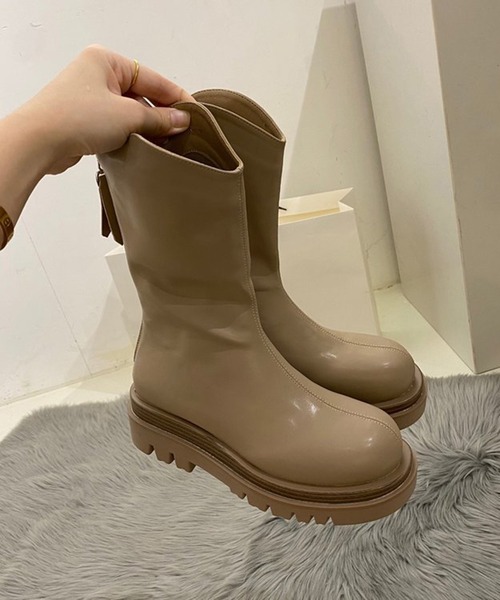 STYLEBLOCK(スタイルブロック)の「センターラインバックファスナーブーツ(ブーツ・レディース・ブラック/ベージュ/カーキ・38/37/39/35/36)」の3枚目の写真