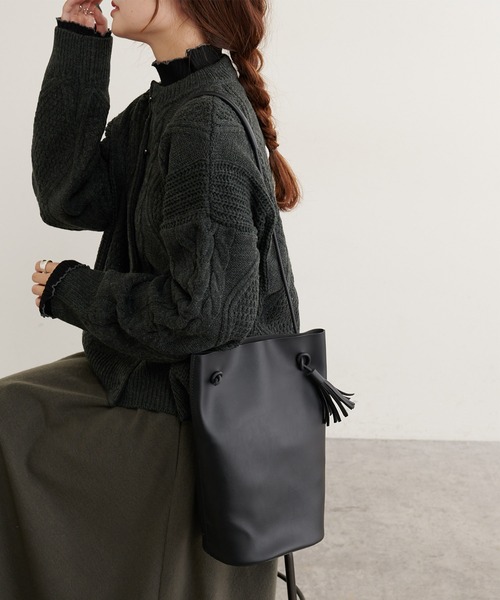 PUAL CE CIN(ピュアルセシン)の「TASSEL TOTE/タッセルトートバッグ(トートバッグ・レディース・ブラック・FREE)」の7枚目の写真