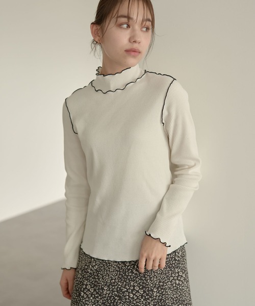 earth music&ecology（アースミュージックアンドエコロジー）の「リブメローカットソー＊（Tシャツ/カットソー・レディース・アイボリー/ブラック/ブルー/モカ・M/S）」の2枚目の写真