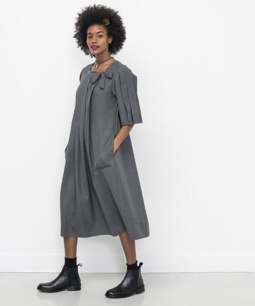 agnes b.（アニエスベー）の「UBA7 ROBE プリーツデザインワンピース  