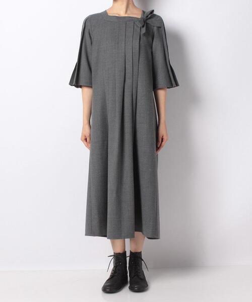 agnes b.（アニエスベー）の「UBA7 ROBE プリーツデザインワンピース  