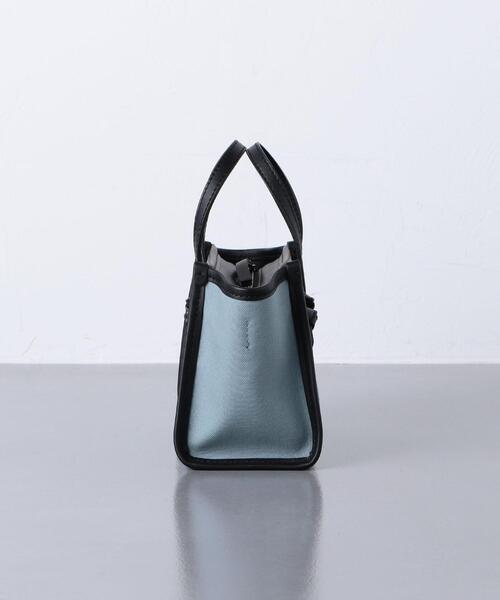 UNITED ARROWS（ユナイテッドアローズ）の「＜GIANNI CHIARINI＞ミス マルチェッラ バッグ（ショルダーバッグ・レディース・ライトブルー/ブラック・FREE）」の7枚目の写真