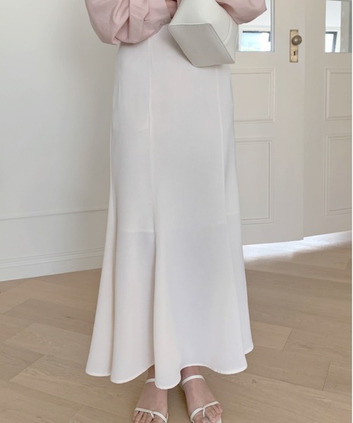 Diosfront（ディオスフロント）の「カラージョーゼットマーメイドロングスカート（スカート・レディース・ブラック/ブラウン/モカ/ネイビー/ピンク/ダークグリーン/アイボリー・L/M/S）」の2枚目の写真