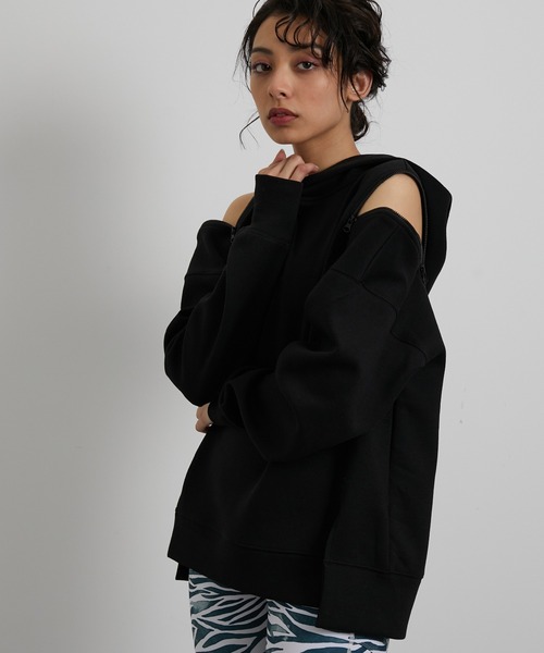 NERGY(ナージー)の「【Active Puff】ショルダースラッシュプルオーバー(スウェット・レディース・ブラック/ベージュ/ラベンダー・FREE)」の12枚目の写真