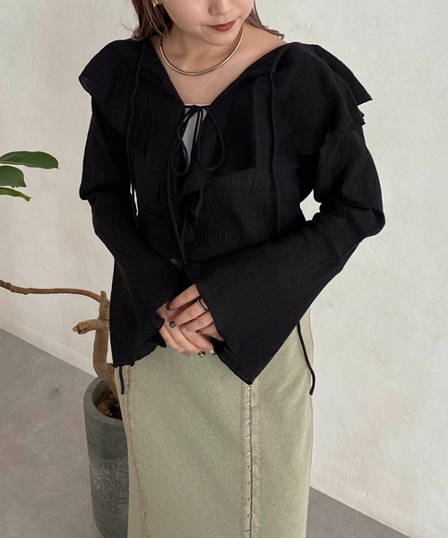 CAPRICIEUX LE'MAGE(カプリシューレマージュ)の「2WAYラッフルカラーブラウス(シャツ/ブラウス・レディース・ホワイト/ブラック/ピンク・FREE)」の3枚目の写真