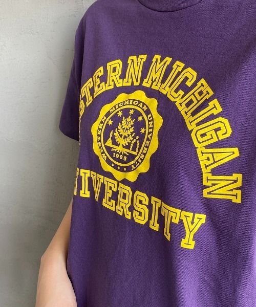 THE SHINZONE（ザ　シンゾーン）の「[THE SHINZONE/ザ シンゾーン] 別注 WESTERN MICHIGAN カレッジロゴプリントTシャツ（Tシャツ/カットソー・レディース・ベージュ/ブラウン/パープル・F）」の18枚目の写真