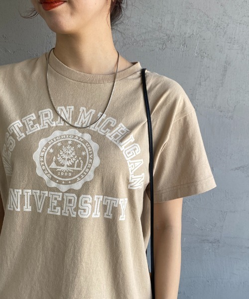 THE SHINZONE（ザ　シンゾーン）の「[THE SHINZONE/ザ シンゾーン] 別注 WESTERN MICHIGAN カレッジロゴプリントTシャツ（Tシャツ/カットソー・レディース・ベージュ/ブラウン/パープル・F）」の22枚目の写真